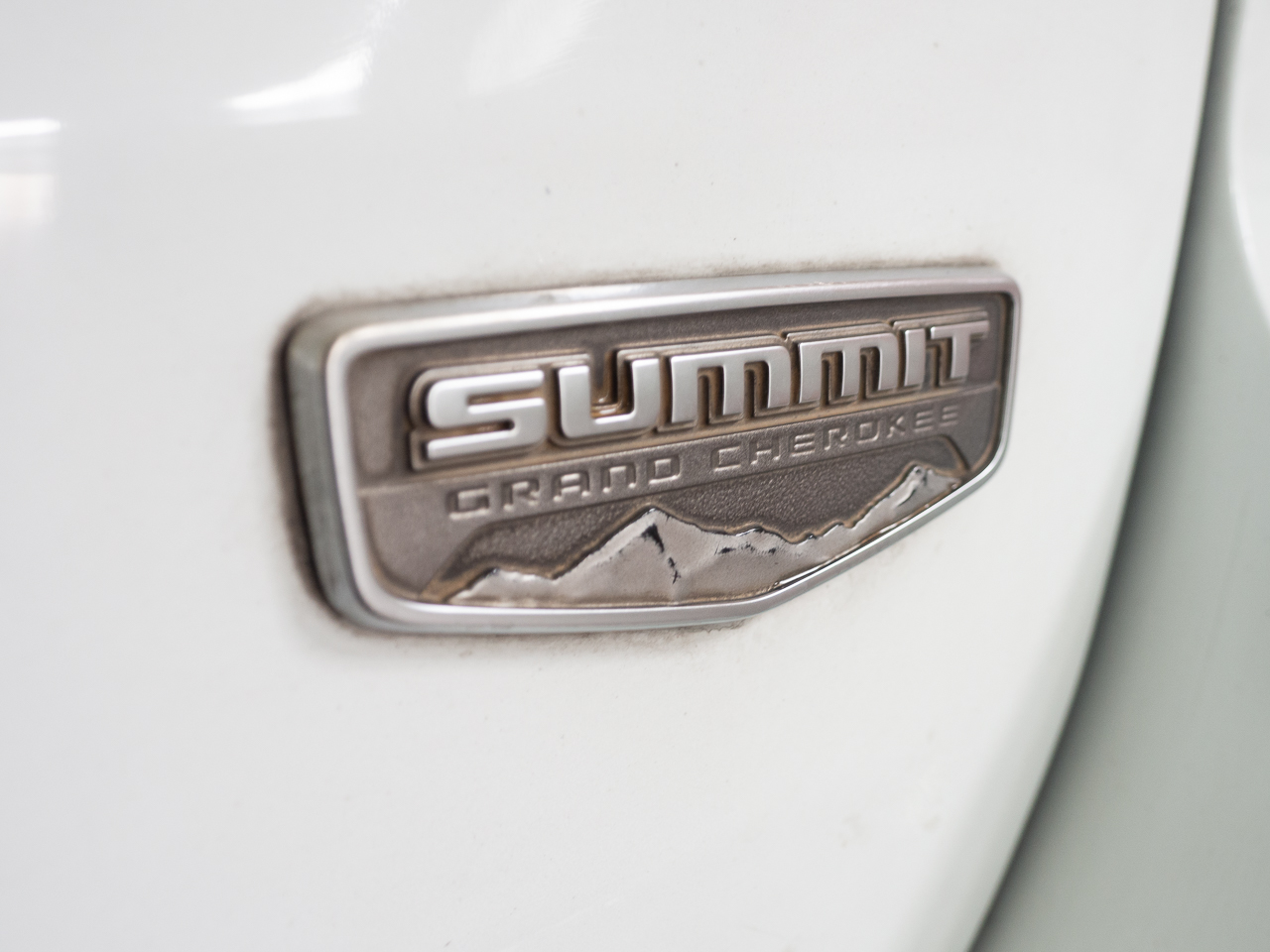 JEEP GRAND CHEROKEE SUMMIT 2015 | VIATURA USADA – MAPUTO