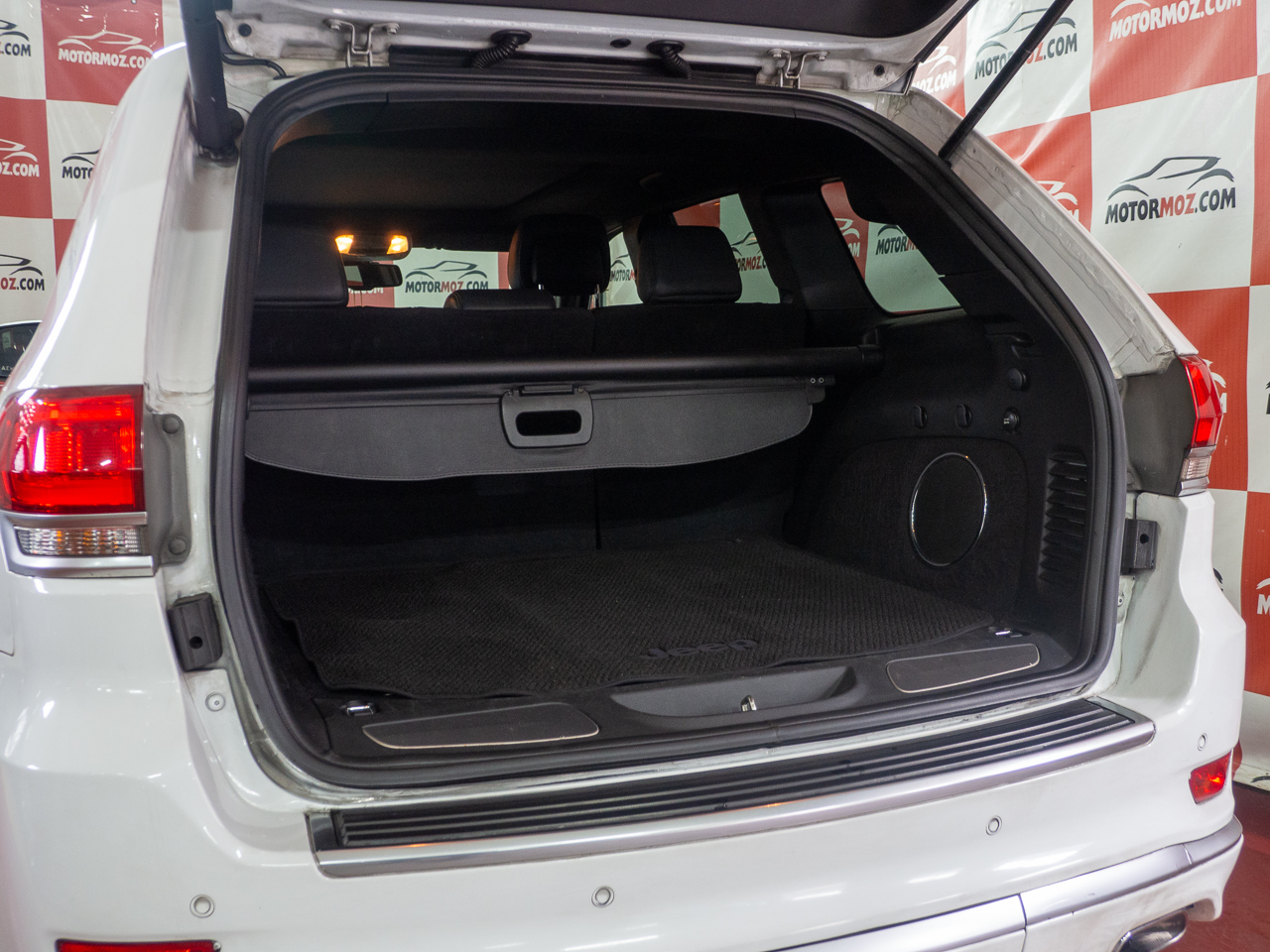 JEEP GRAND CHEROKEE SUMMIT 2015 | VIATURA USADA – MAPUTO