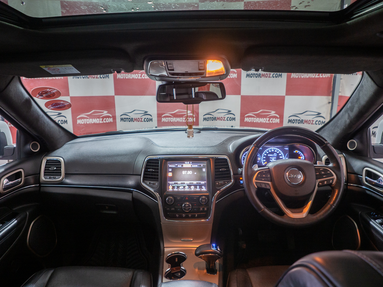 JEEP GRAND CHEROKEE SUMMIT 2015 | VIATURA USADA – MAPUTO