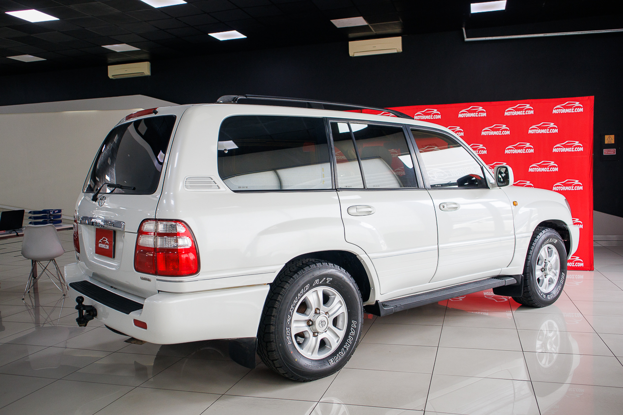 TOYOTA LANDCRUISER VX V8 2002 | VIATURA USADA – MAPUTO