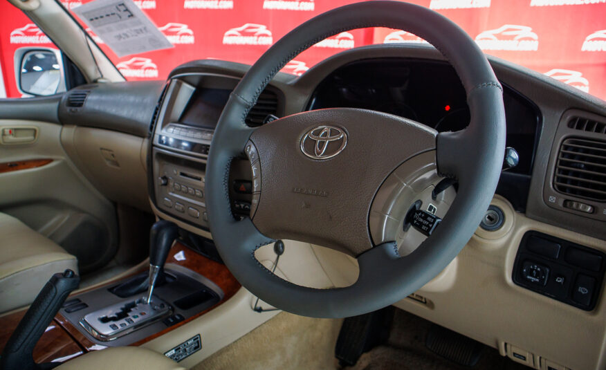 TOYOTA LANDCRUISER VX V8 2002 | VIATURA USADA – MAPUTO