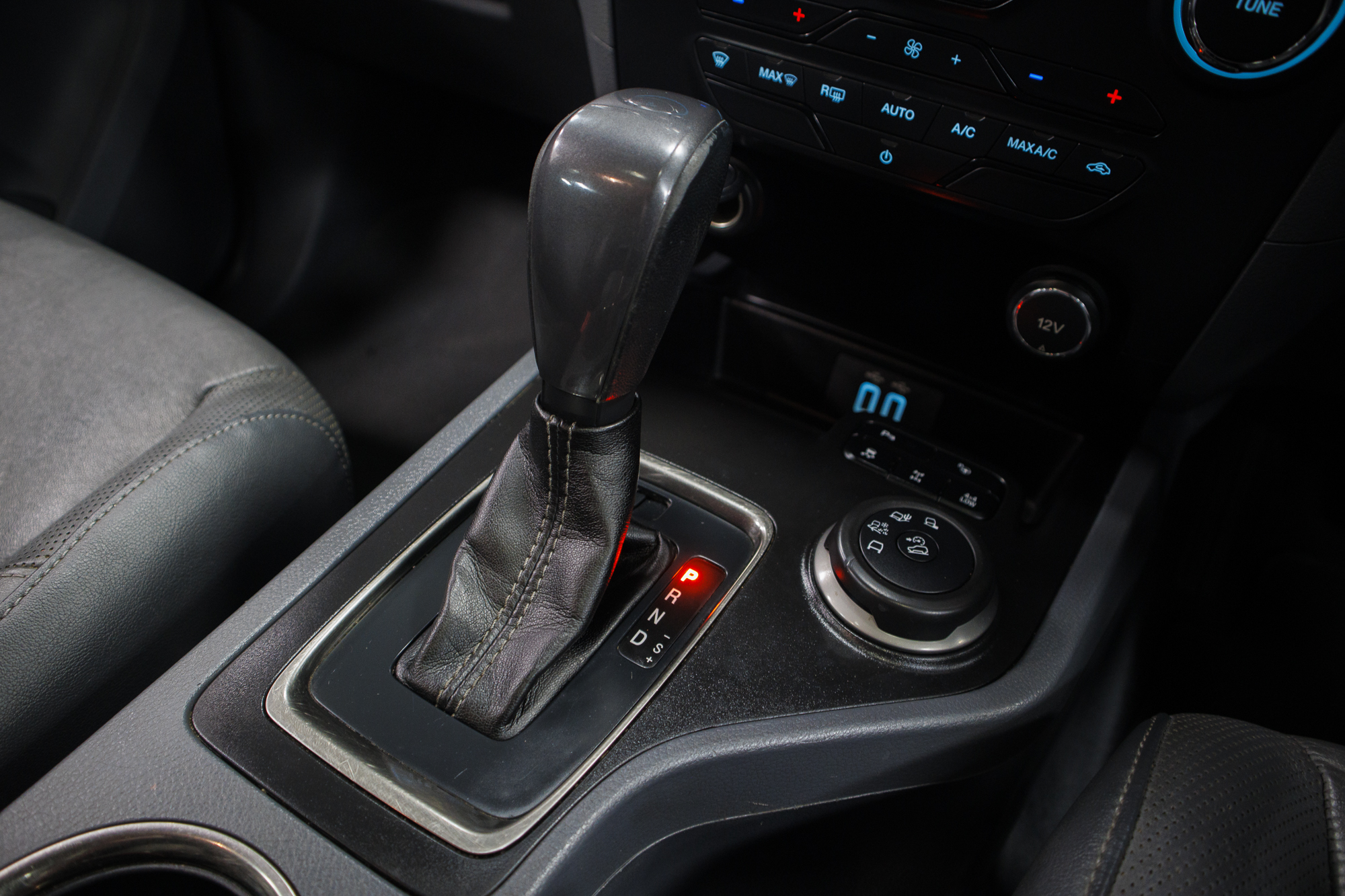 FORD EVEREST 4X4 2018 | VIATURA USADA – MAPUTO