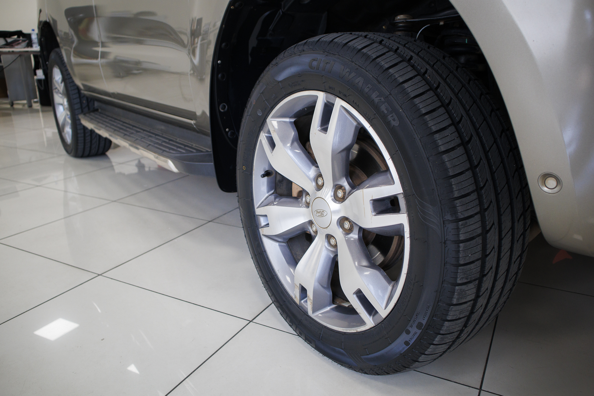 FORD EVEREST 4X4 2018 | VIATURA USADA – MAPUTO