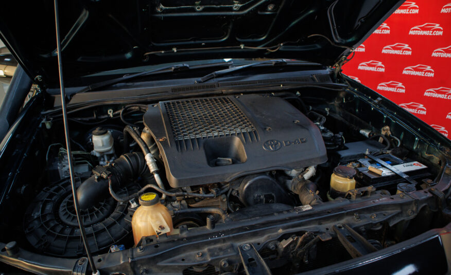 TOYOTA HILUX 4X4 2014 | VIATURA USADA – MAPUTO