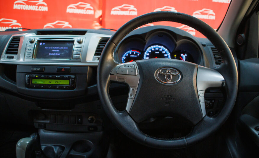 TOYOTA HILUX 4X4 2014 | VIATURA USADA – MAPUTO