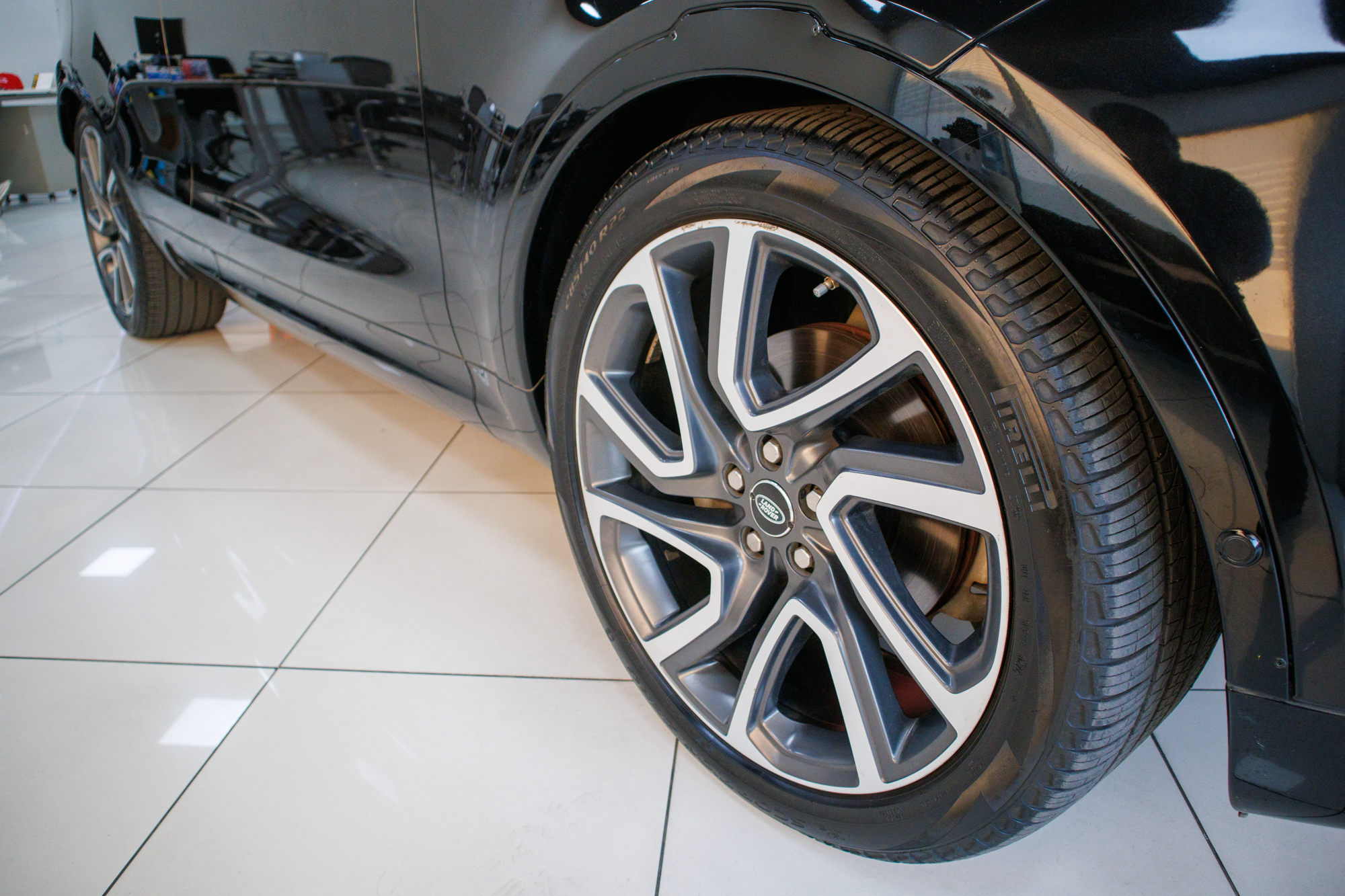 LAND ROVER DISCOVERY HSE TD6 2020 | VIATURA USADA – MAPUTO