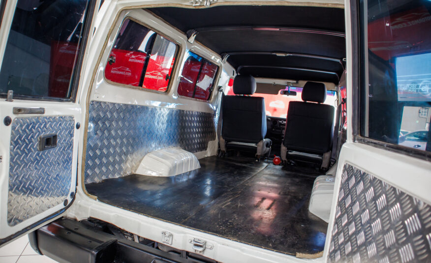 TOYOTA LANDCRUISER 2000 | VIATURA USADA – MAPUTO