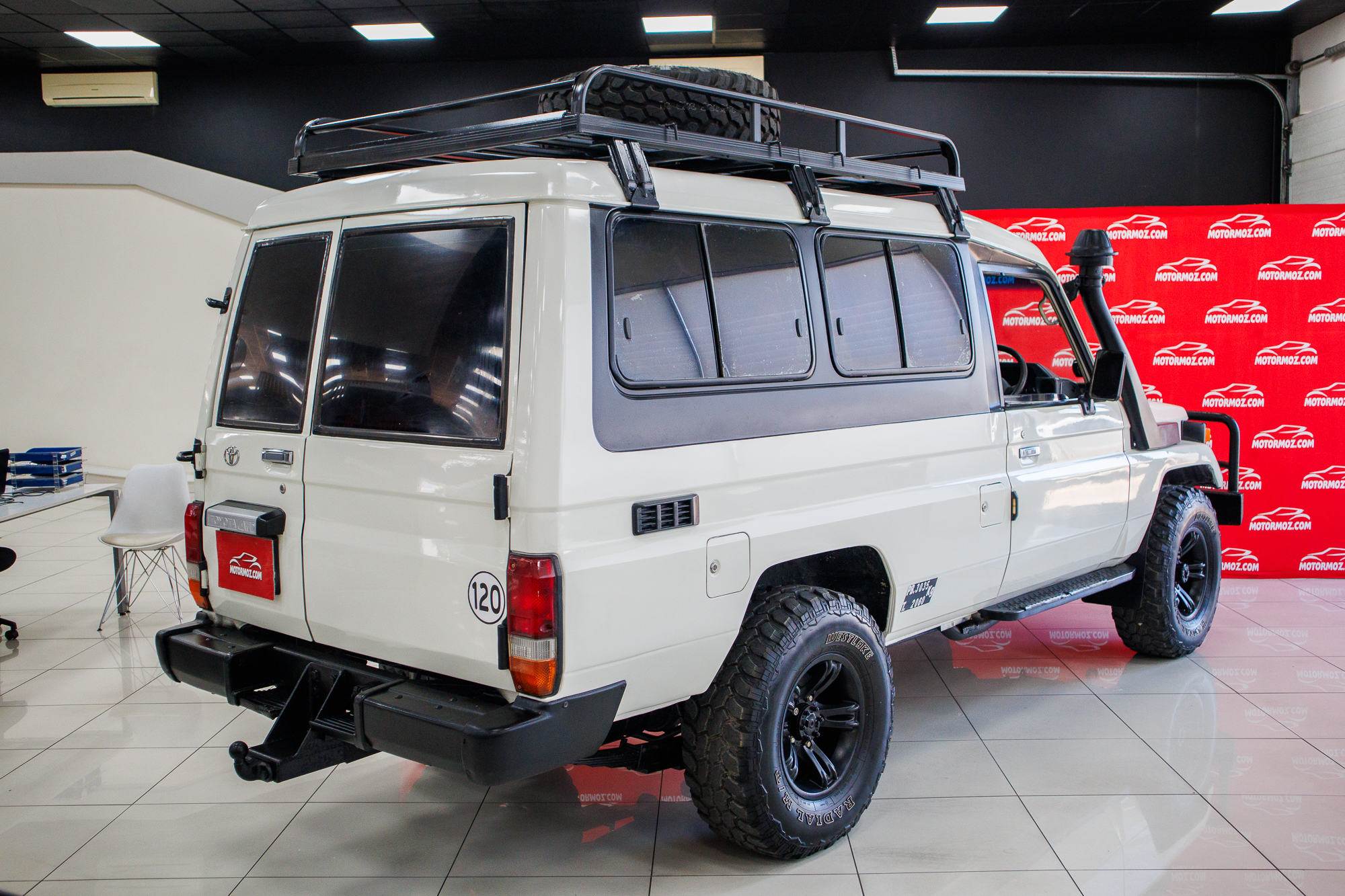 TOYOTA LANDCRUISER 2000 | VIATURA USADA – MAPUTO