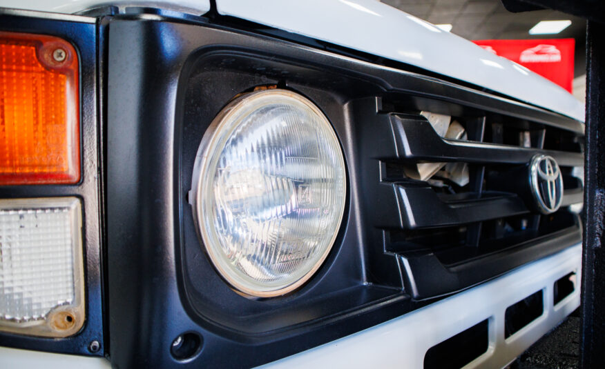 TOYOTA LANDCRUISER 2000 | VIATURA USADA – MAPUTO