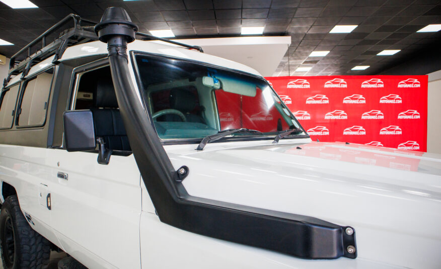 TOYOTA LANDCRUISER 2000 | VIATURA USADA – MAPUTO