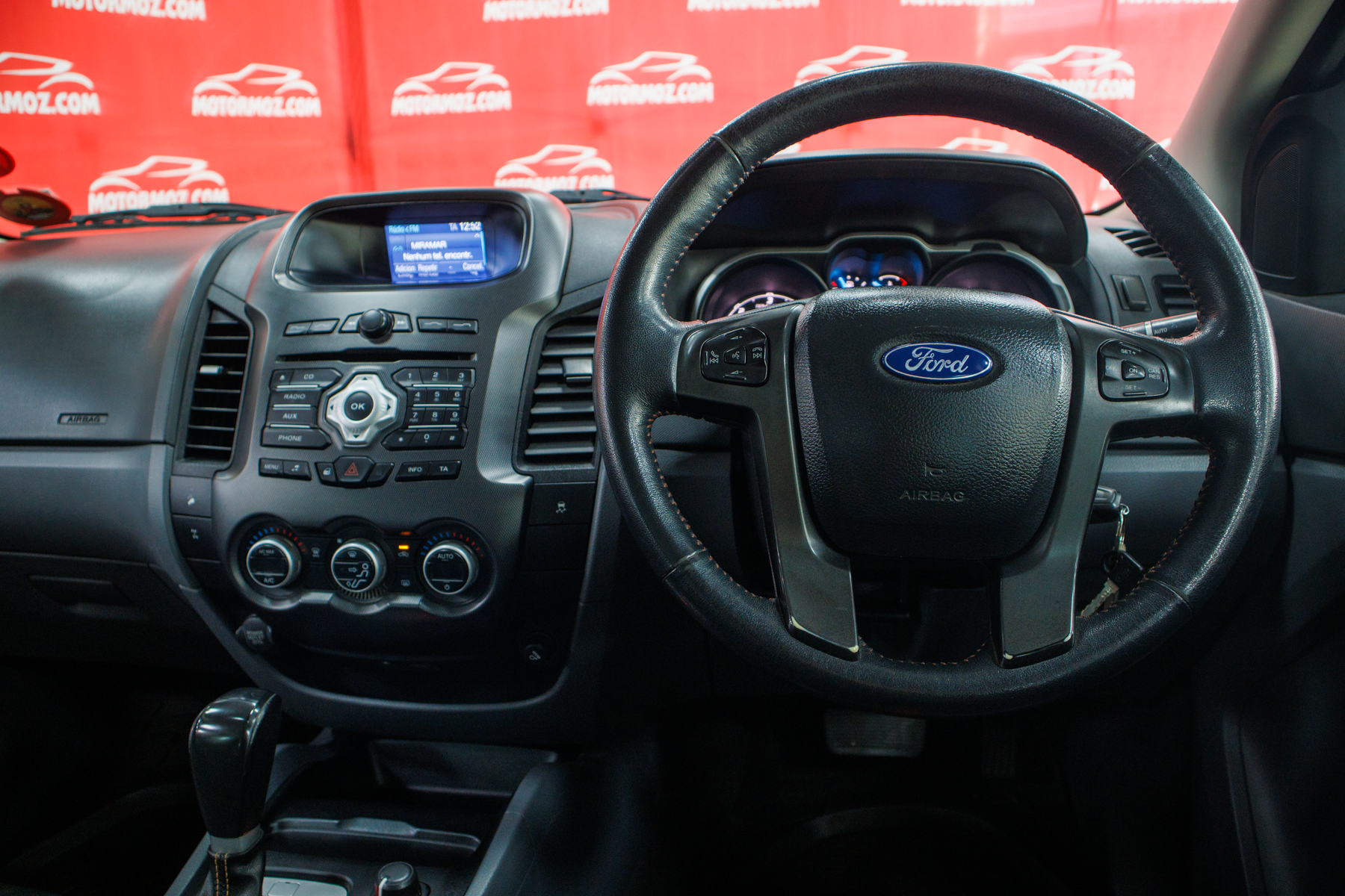 FORD RANGER WILDTRAK 4X4 2015 | VIATURA USADA – MAPUTO