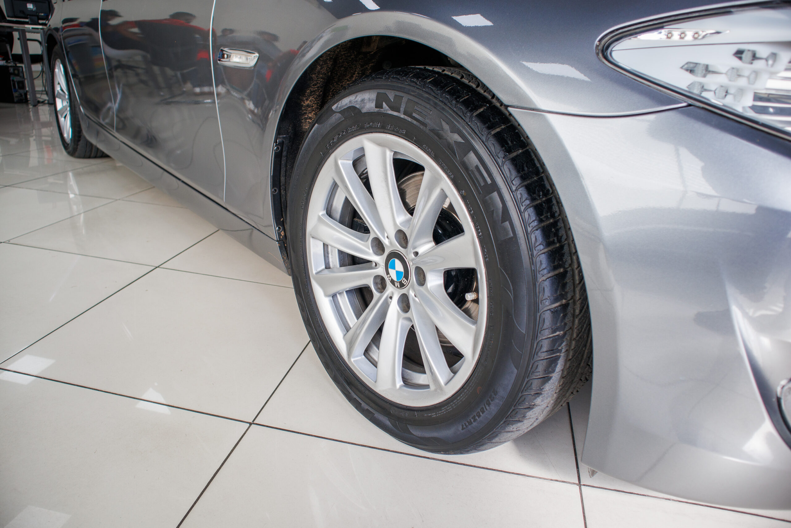 BMW 5 SERIES 523i 2011 | VIATURA USADA – MAPUTO