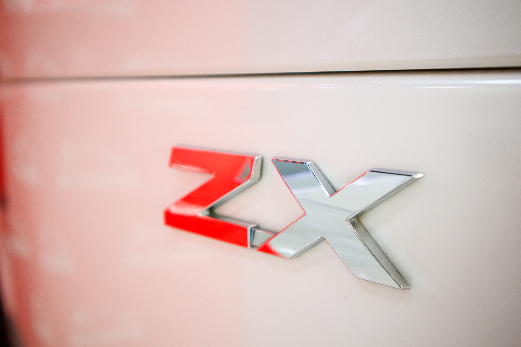 TOYOTA LANDCRUISER 300 ZX 2023 | VIATURA USADA – MAPUTO