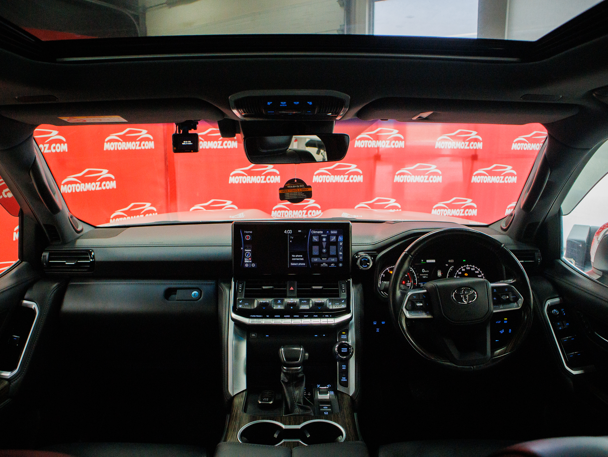 TOYOTA LANDCRUISER LC300 ZX 2025 | VIATURA USADA – MAPUTO