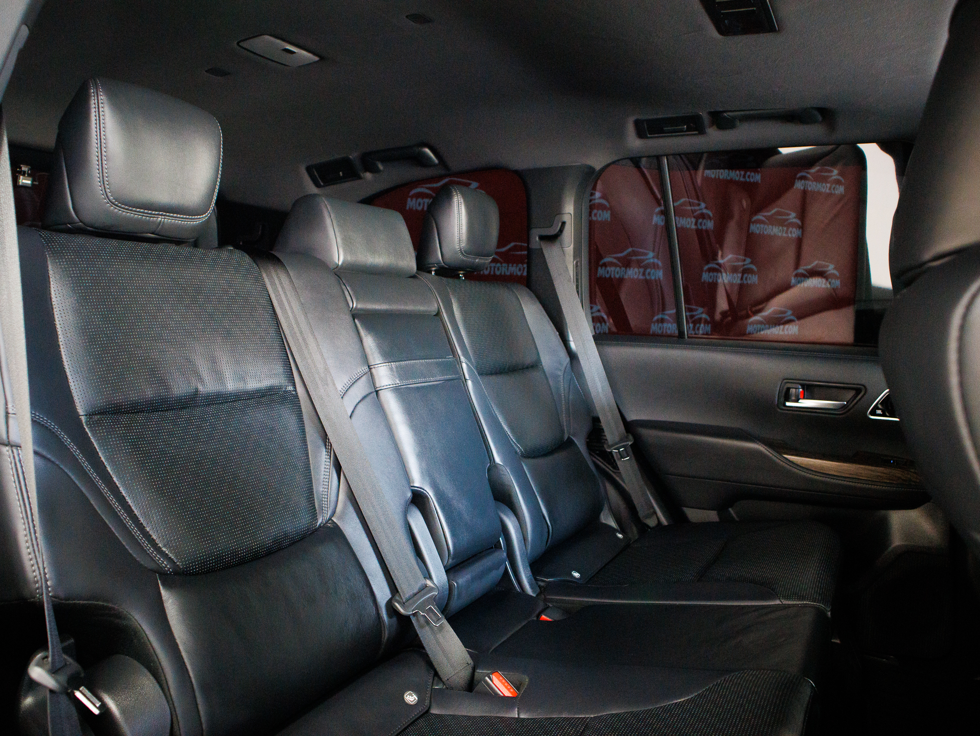 TOYOTA LANDCRUISER LC300 ZX 2025 | VIATURA USADA – MAPUTO
