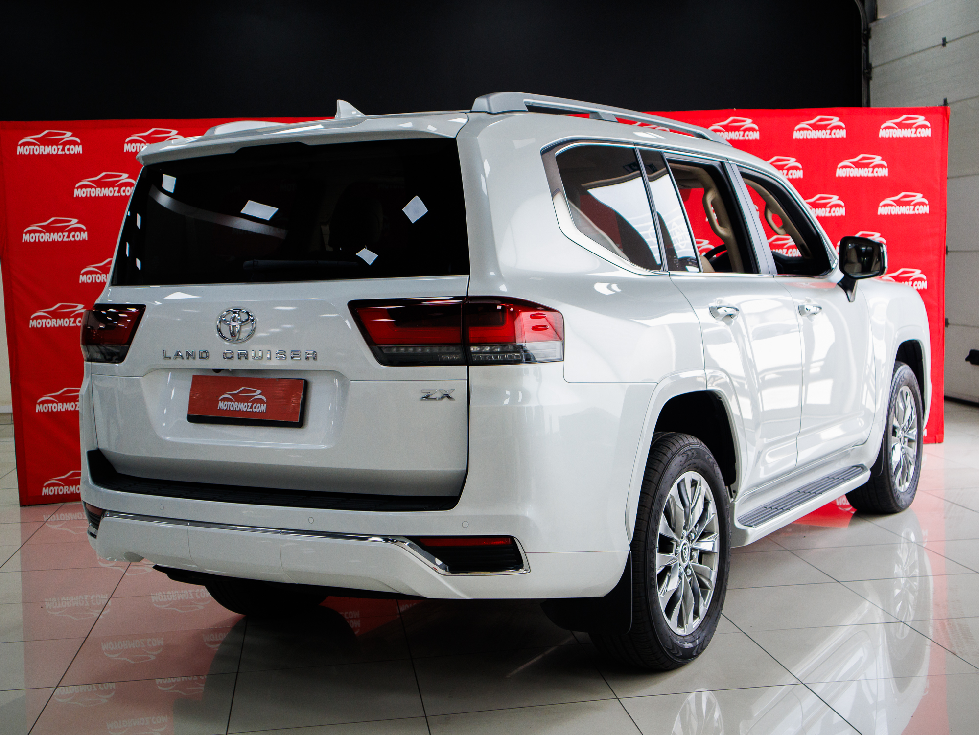 TOYOTA LANDCRUISER LC300 ZX 2024 | VIATURA USADA – MAPUTO
