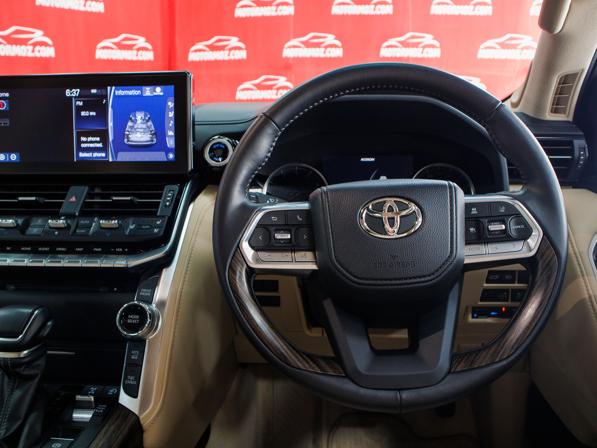 TOYOTA LANDCRUISER LC300 ZX 2024 | VIATURA USADA – MAPUTO