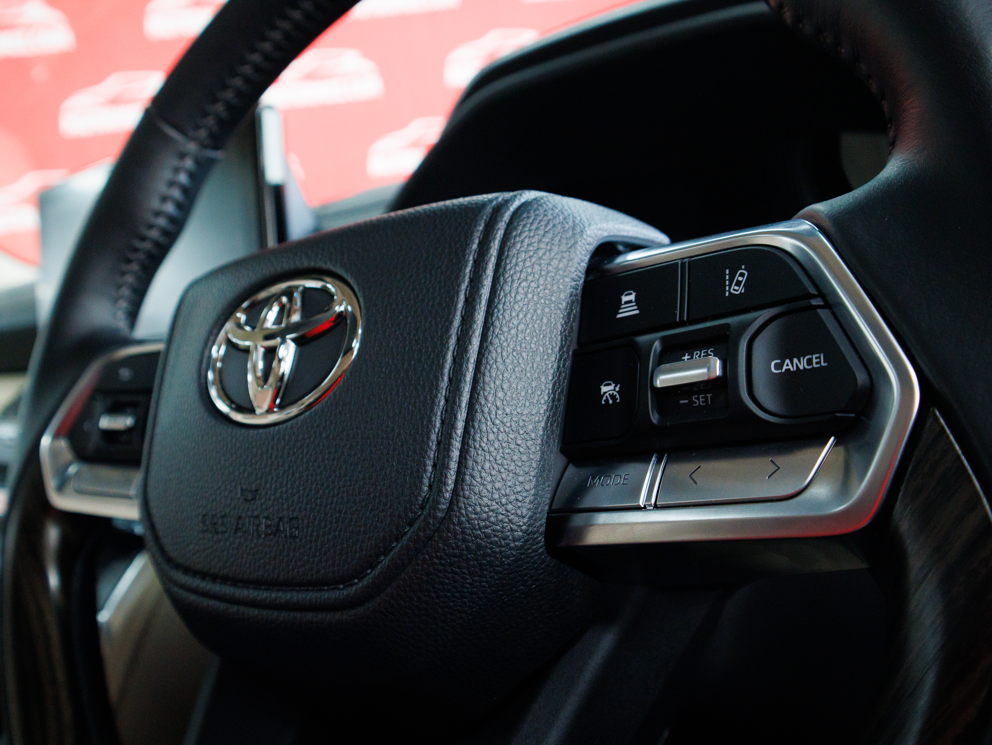 TOYOTA LANDCRUISER LC300 ZX 2024 | VIATURA USADA – MAPUTO