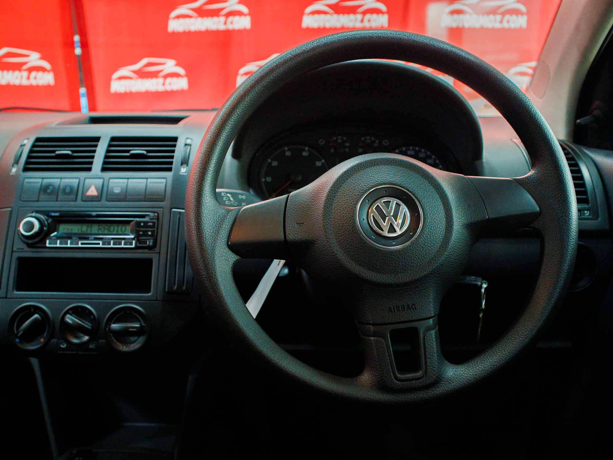 VW POLO VIVO 2009 | VIATURA USADA – MAPUTO