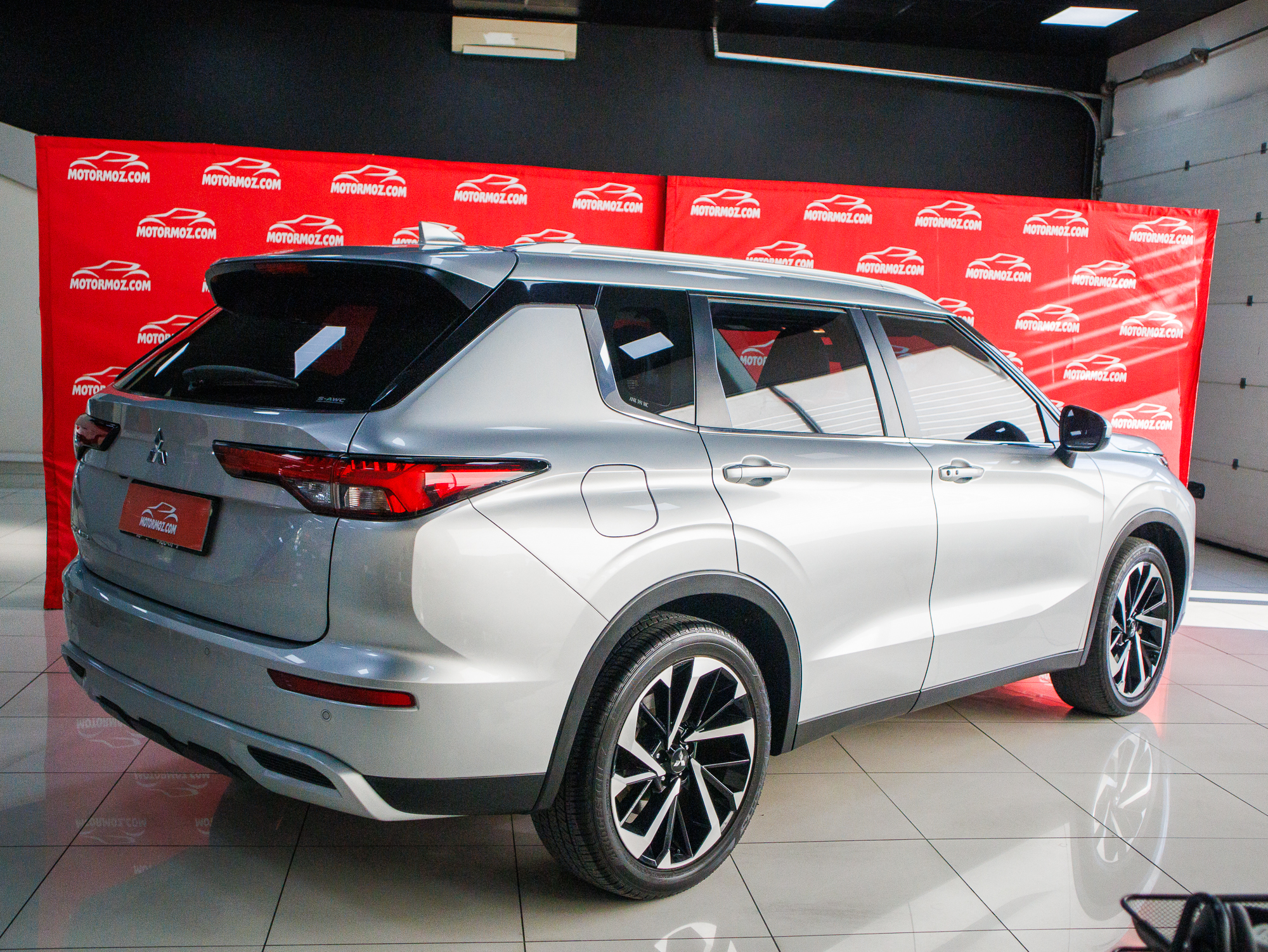 MITSUBISHI OUTLANDER 2024 | VIATURA USADA – MAPUTO
