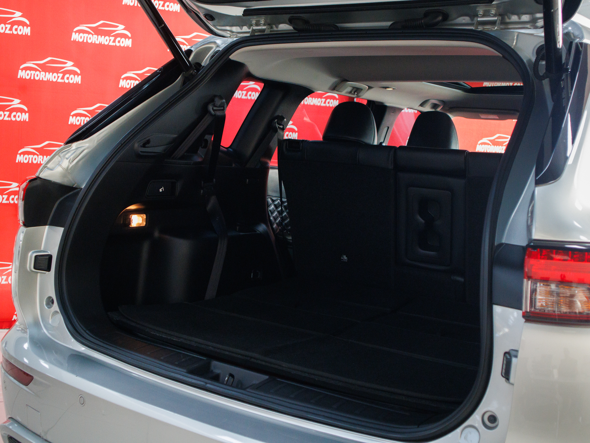 MITSUBISHI OUTLANDER 2024 | VIATURA USADA – MAPUTO
